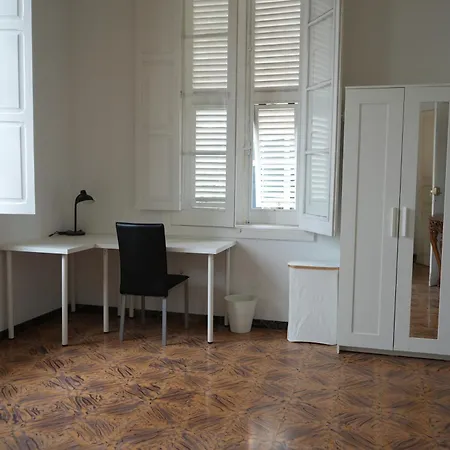 Lua Lua Palmas * לאס פאלמס דה גראן קנאריה